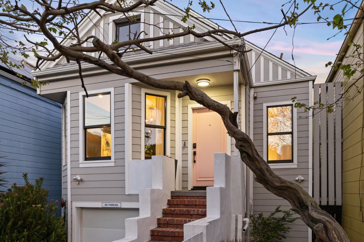 Detail Gallery Image 4 of 73 For 727 Andover St, San Francisco,  CA 94110 - 3 Beds | 3 Baths