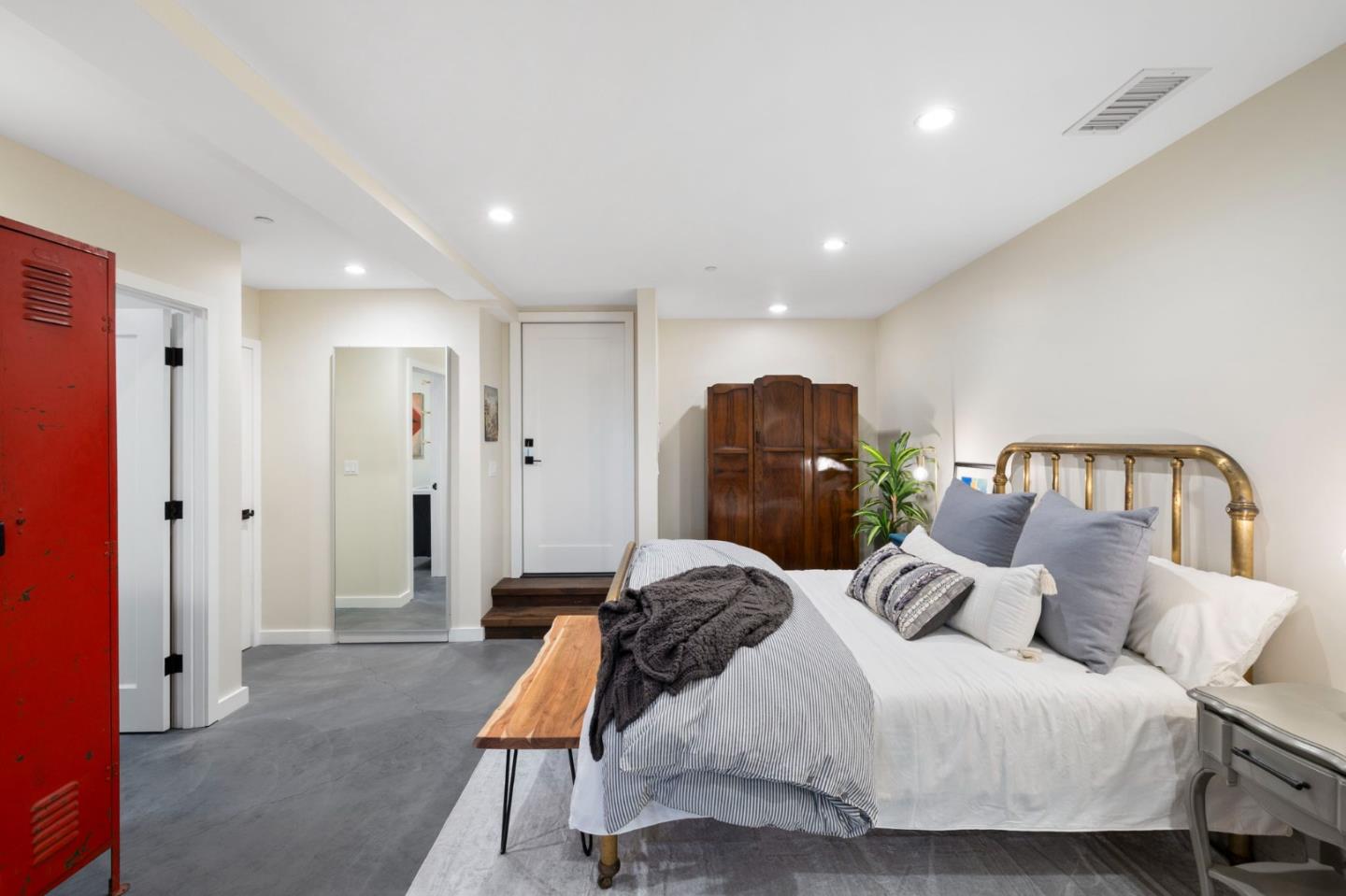 Detail Gallery Image 42 of 73 For 727 Andover St, San Francisco,  CA 94110 - 3 Beds | 3 Baths