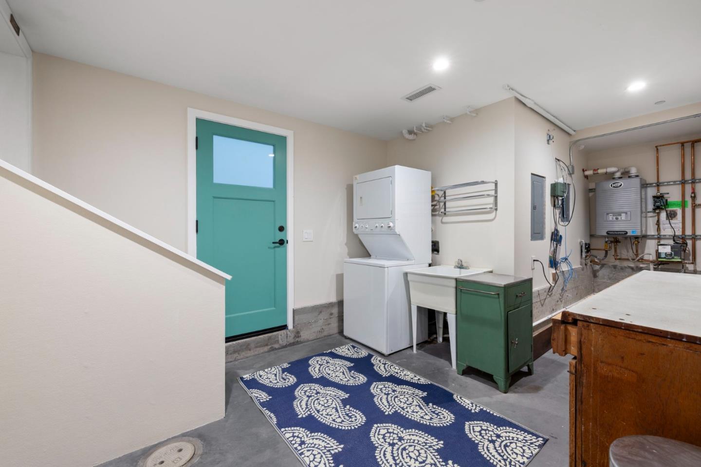 Detail Gallery Image 55 of 73 For 727 Andover St, San Francisco,  CA 94110 - 3 Beds | 3 Baths