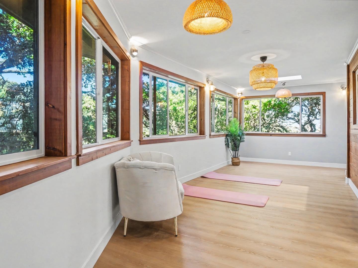 Detail Gallery Image 29 of 60 For 39 Colorados Dr, Millbrae,  CA 94030 - 5 Beds | 3 Baths