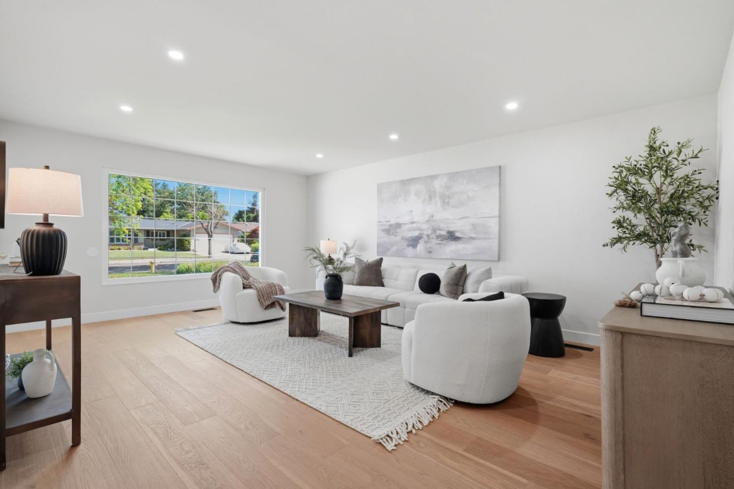 Detail Gallery Image 10 of 46 For Castlemont Ave, San Jose,  CA 95128 - 3 Beds | 2 Baths