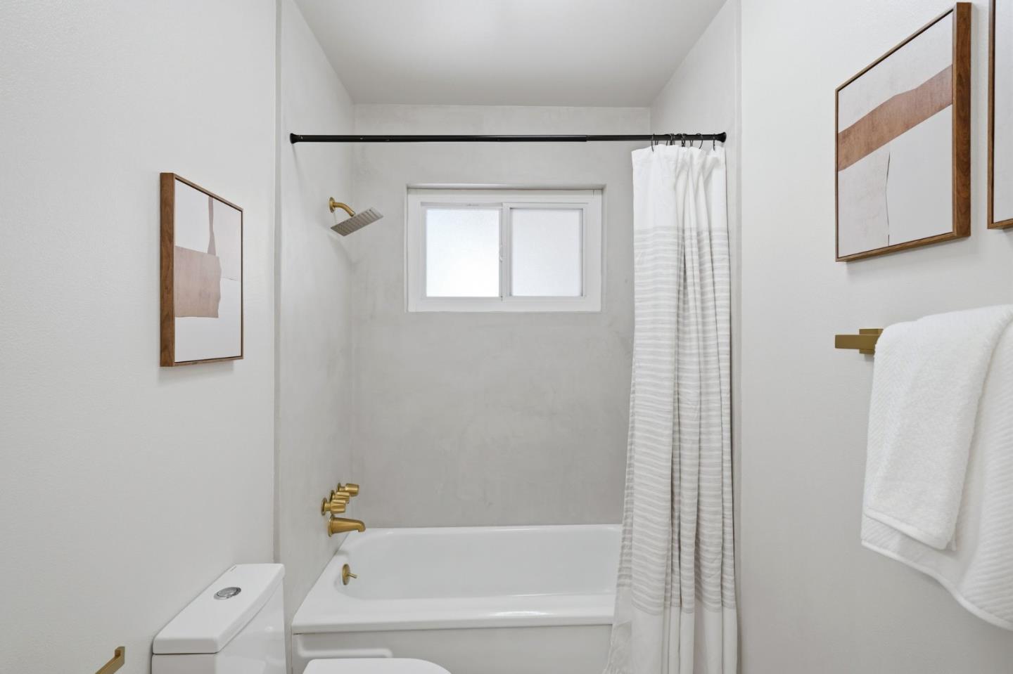 Detail Gallery Image 22 of 46 For Castlemont Ave, San Jose,  CA 95128 - 3 Beds | 2 Baths