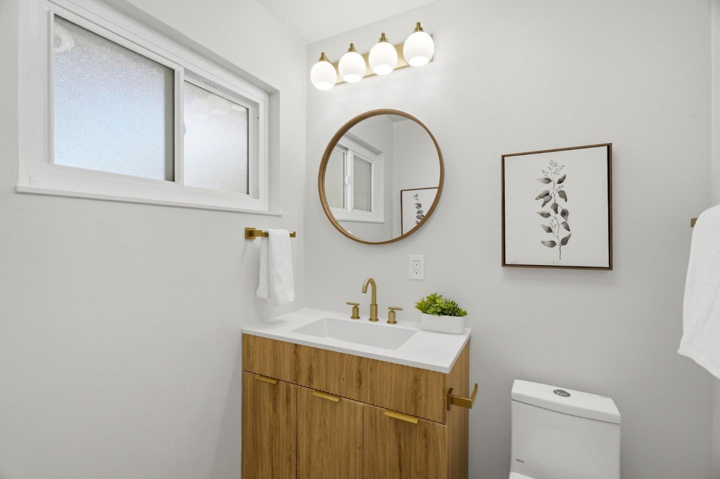 Detail Gallery Image 23 of 46 For Castlemont Ave, San Jose,  CA 95128 - 3 Beds | 2 Baths