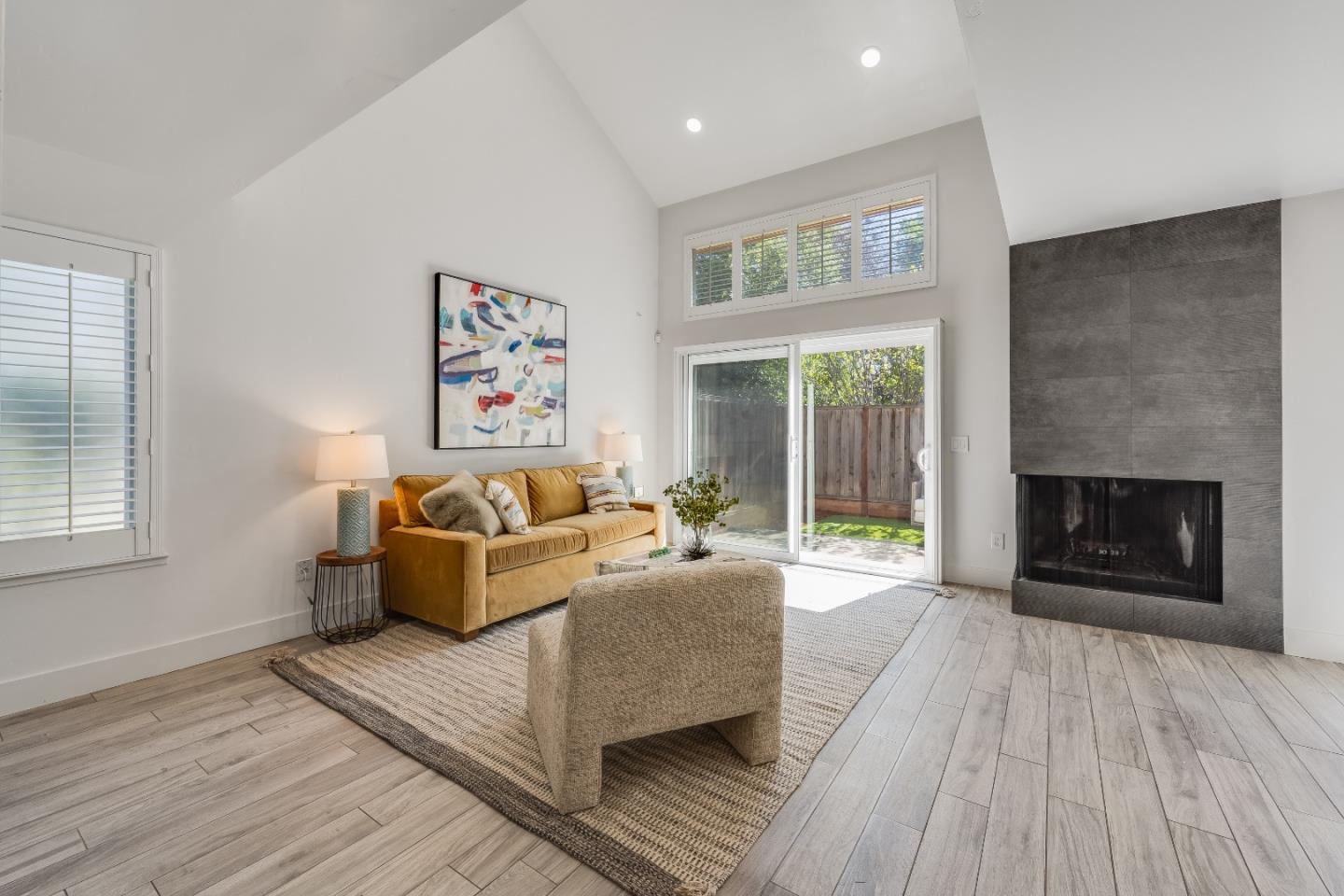 Detail Gallery Image 4 of 32 For 536 Clardy Pl, San Jose,  CA 95117 - 3 Beds | 2/1 Baths