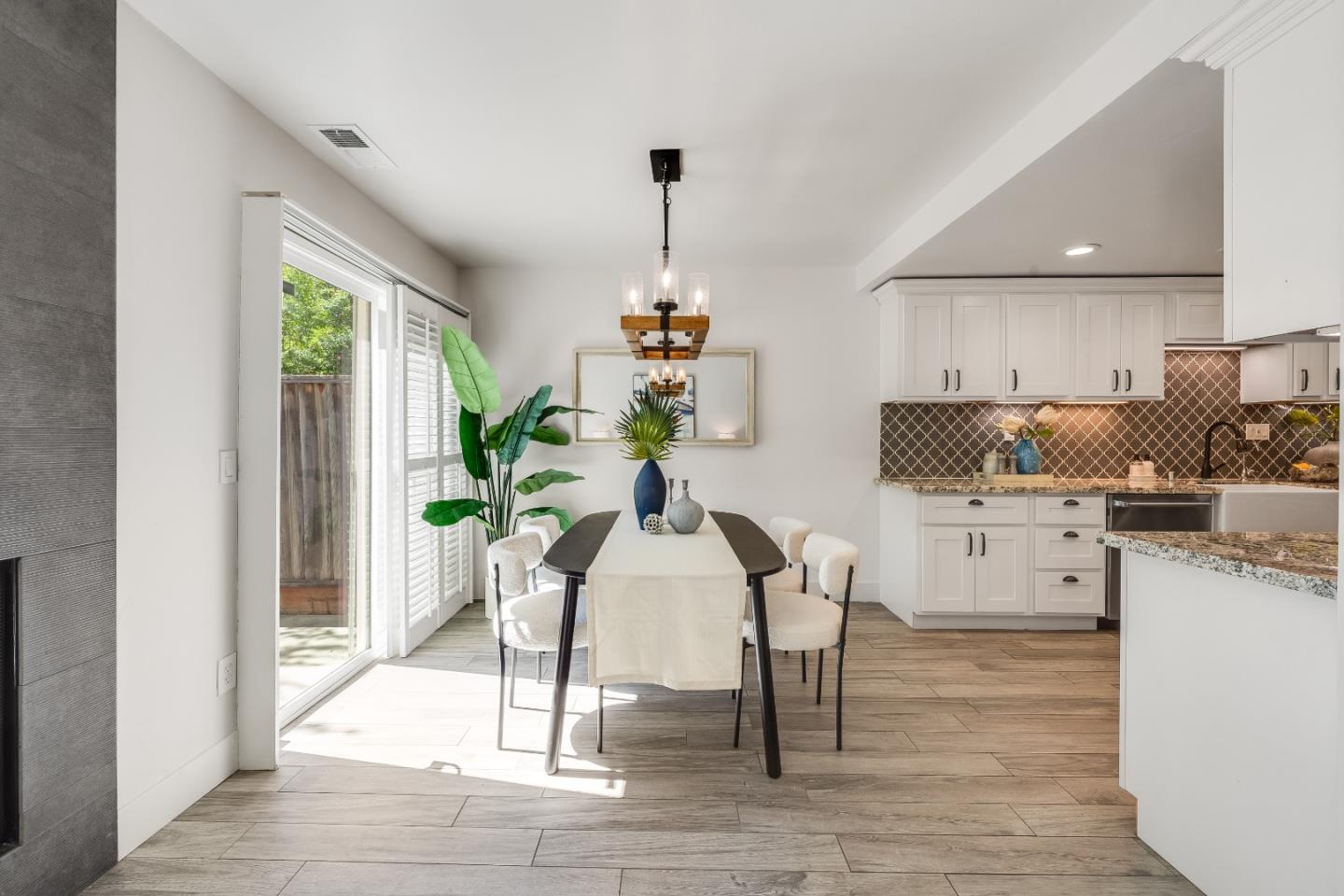 Detail Gallery Image 8 of 32 For 536 Clardy Pl, San Jose,  CA 95117 - 3 Beds | 2/1 Baths