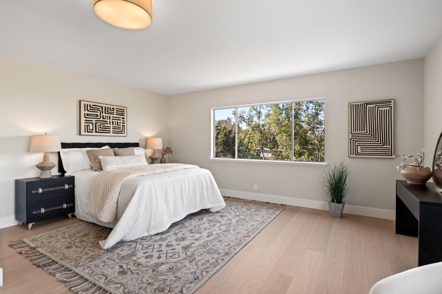 Detail Gallery Image 13 of 41 For 1709 Hillman Ave, Belmont,  CA 94002 - 3 Beds | 2/1 Baths