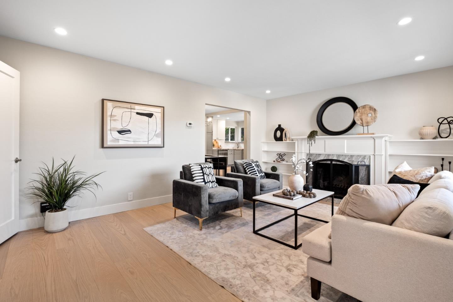 Detail Gallery Image 2 of 41 For 1709 Hillman Ave, Belmont,  CA 94002 - 3 Beds | 2/1 Baths