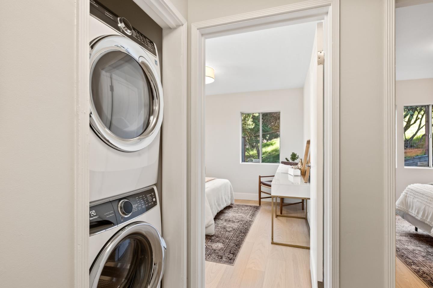 Detail Gallery Image 25 of 41 For 1709 Hillman Ave, Belmont,  CA 94002 - 3 Beds | 2/1 Baths