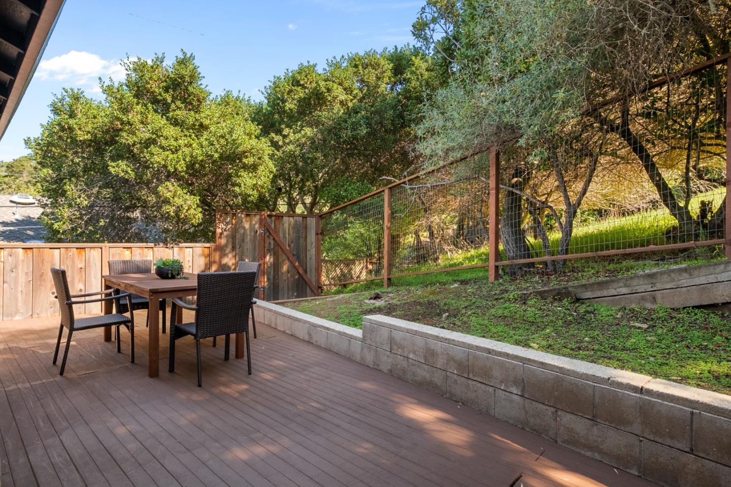 Detail Gallery Image 30 of 41 For 1709 Hillman Ave, Belmont,  CA 94002 - 3 Beds | 2/1 Baths