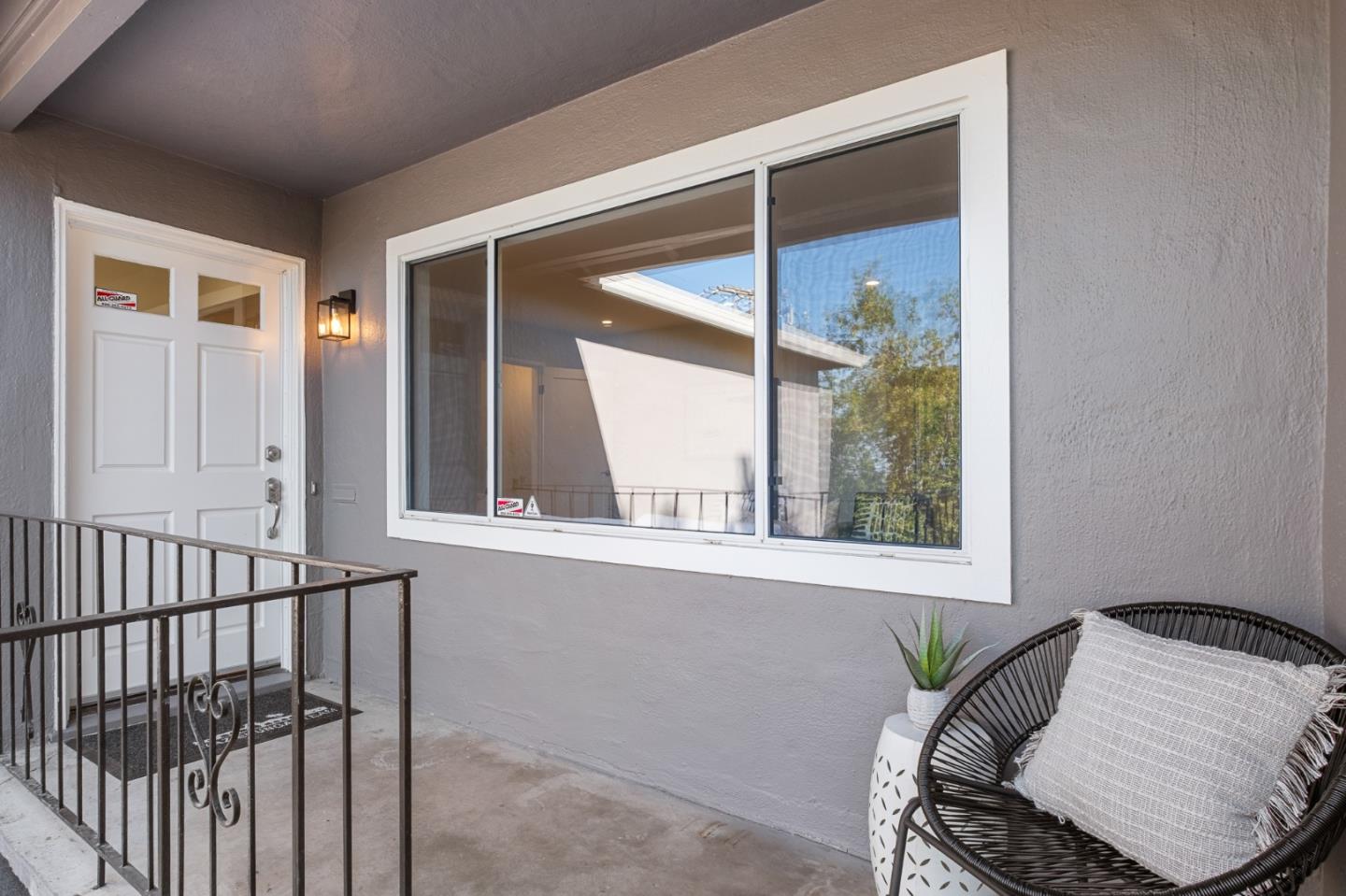 Detail Gallery Image 32 of 41 For 1709 Hillman Ave, Belmont,  CA 94002 - 3 Beds | 2/1 Baths