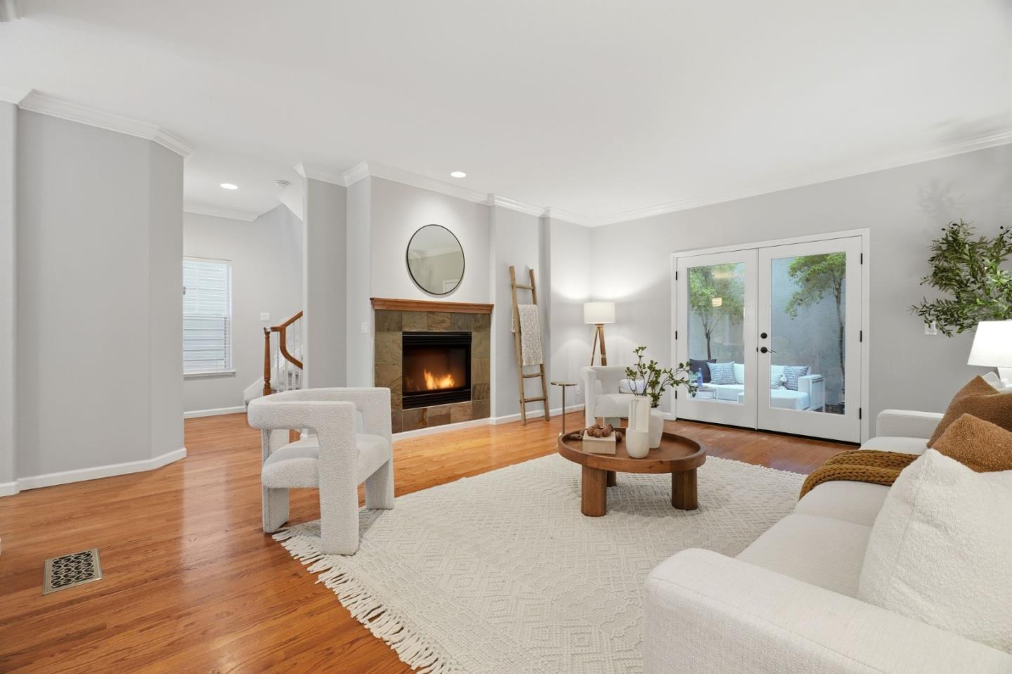 Detail Gallery Image 4 of 43 For 162 Maggi Ct, Los Gatos,  CA 95032 - 3 Beds | 2/1 Baths