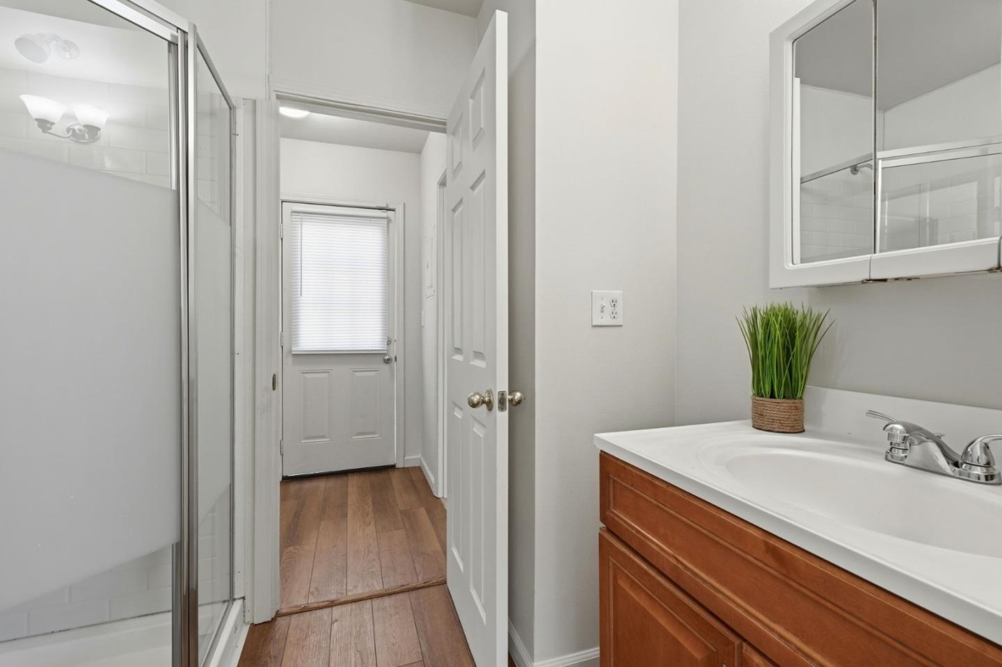 Detail Gallery Image 25 of 35 For 411 Bothun Rd, Turlock,  CA 95380 - 1 Beds | 1 Baths