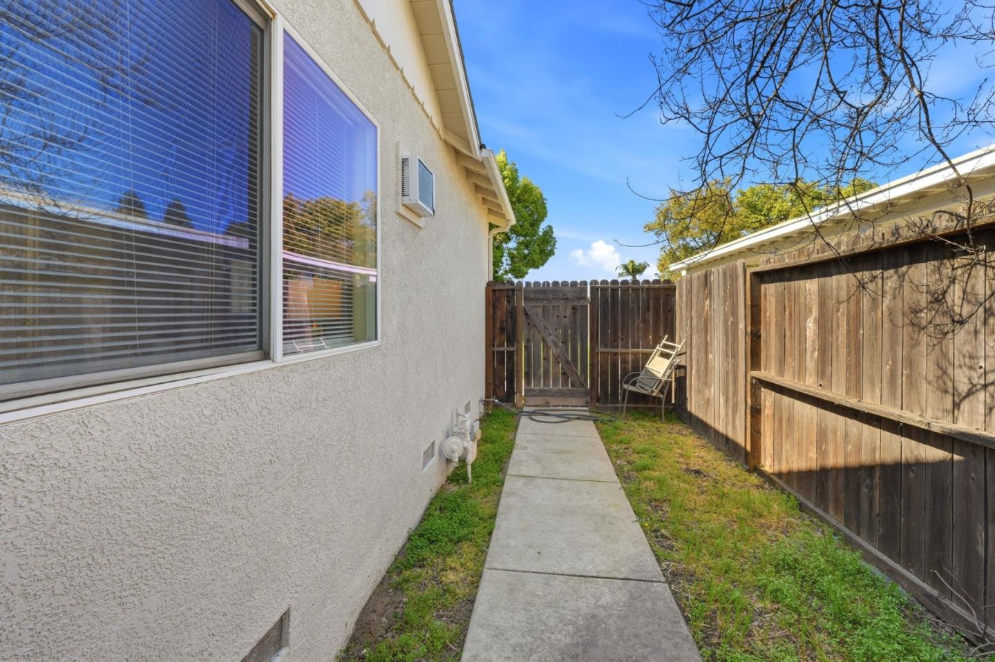 Detail Gallery Image 34 of 35 For 411 Bothun Rd, Turlock,  CA 95380 - 1 Beds | 1 Baths