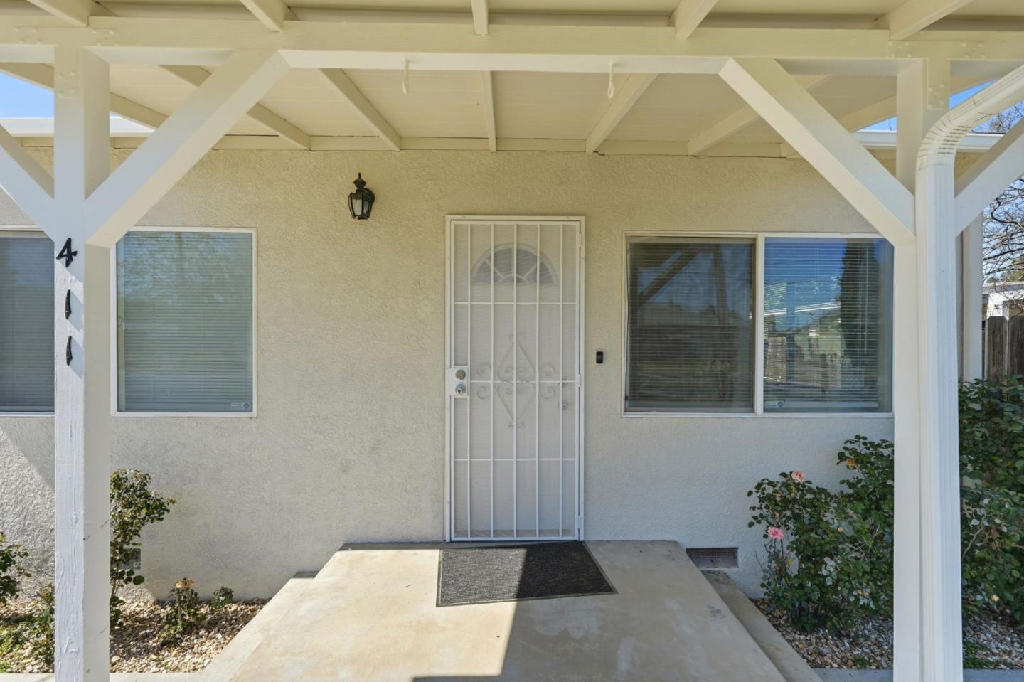 Detail Gallery Image 8 of 35 For 411 Bothun Rd, Turlock,  CA 95380 - 1 Beds | 1 Baths