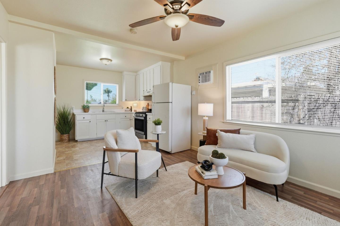 Detail Gallery Image 9 of 35 For 411 Bothun Rd, Turlock,  CA 95380 - 1 Beds | 1 Baths