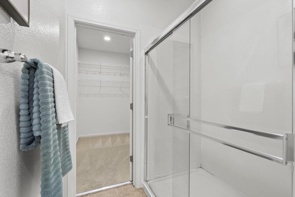 Detail Gallery Image 25 of 38 For 900 Old Oak Ln #3,  Hayward,  CA 94541 - 3 Beds | 2/1 Baths