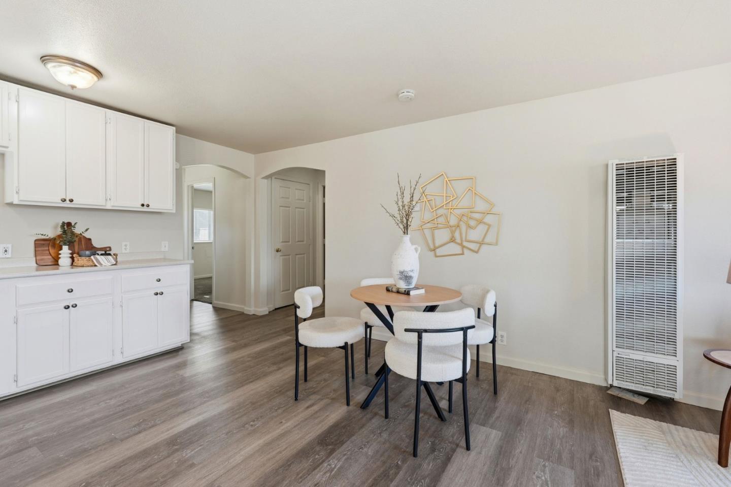 Detail Gallery Image 16 of 34 For 401 Bothun Rd, Turlock,  CA 95380 - 2 Beds | 2 Baths