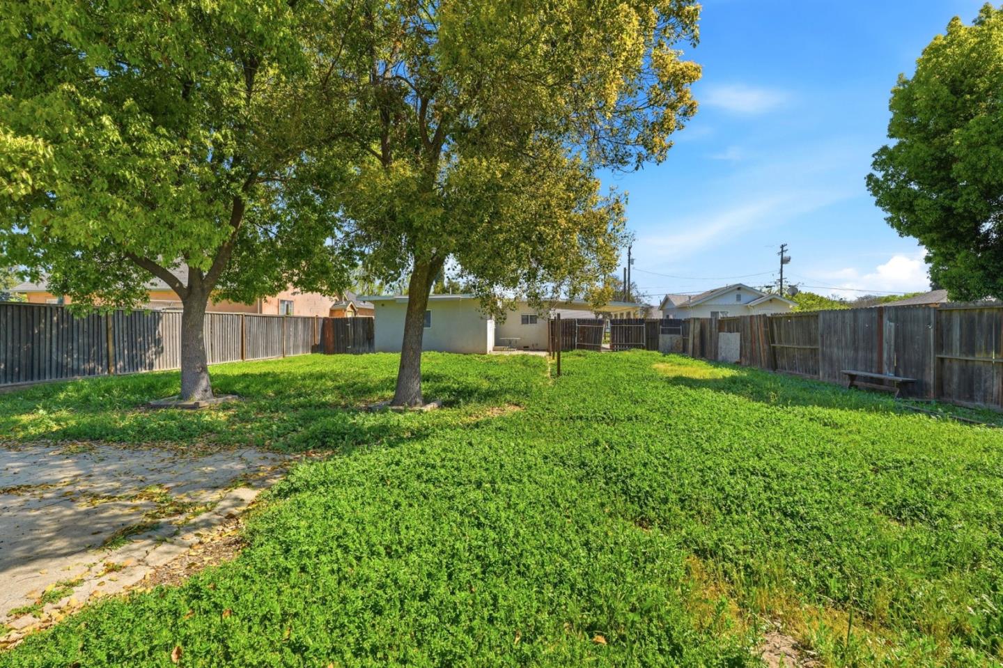 Detail Gallery Image 31 of 34 For 401 Bothun Rd, Turlock,  CA 95380 - 2 Beds | 2 Baths