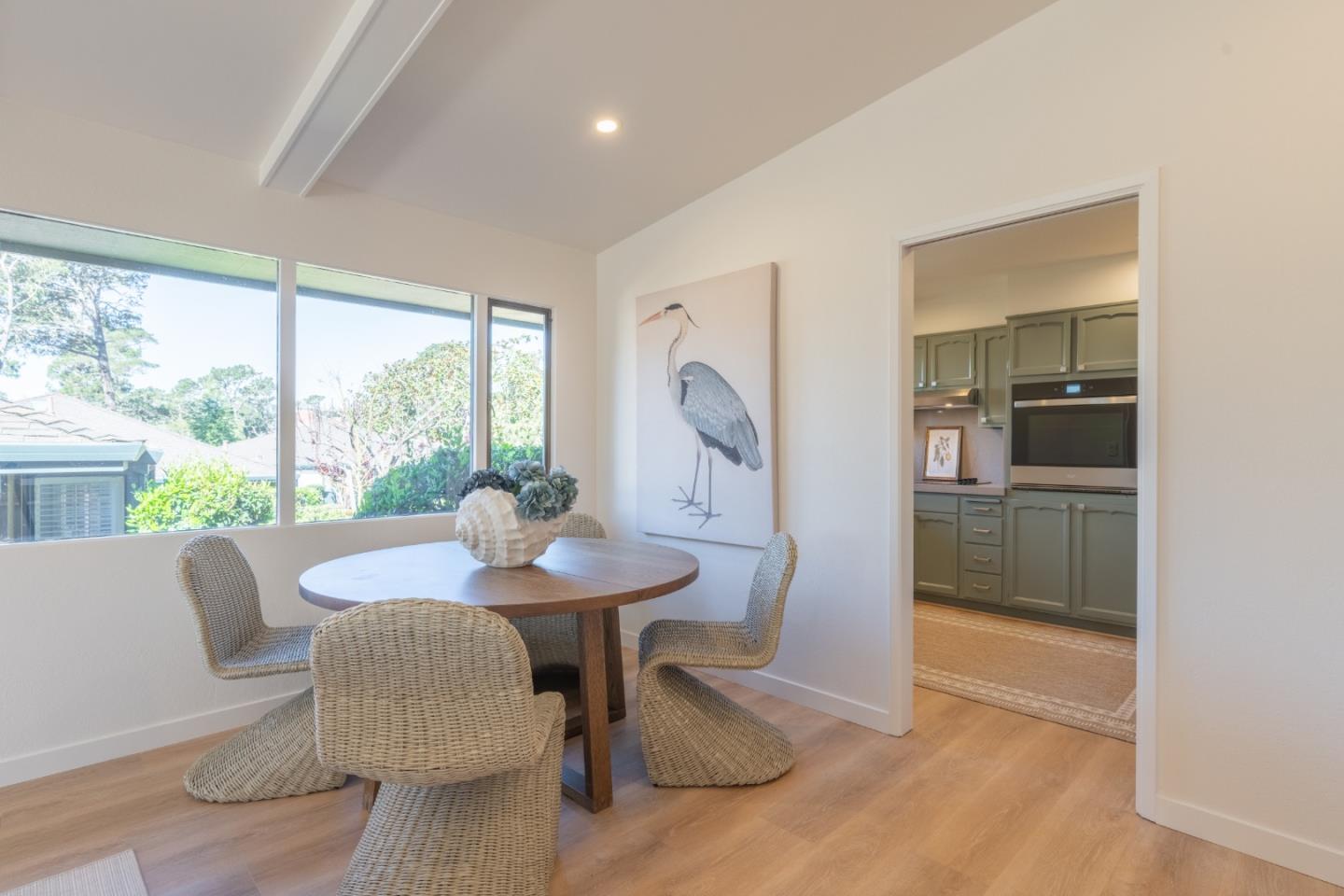 Detail Gallery Image 6 of 42 For 249 Del Mesa Carmel, Carmel,  CA 93923 - 2 Beds | 2 Baths