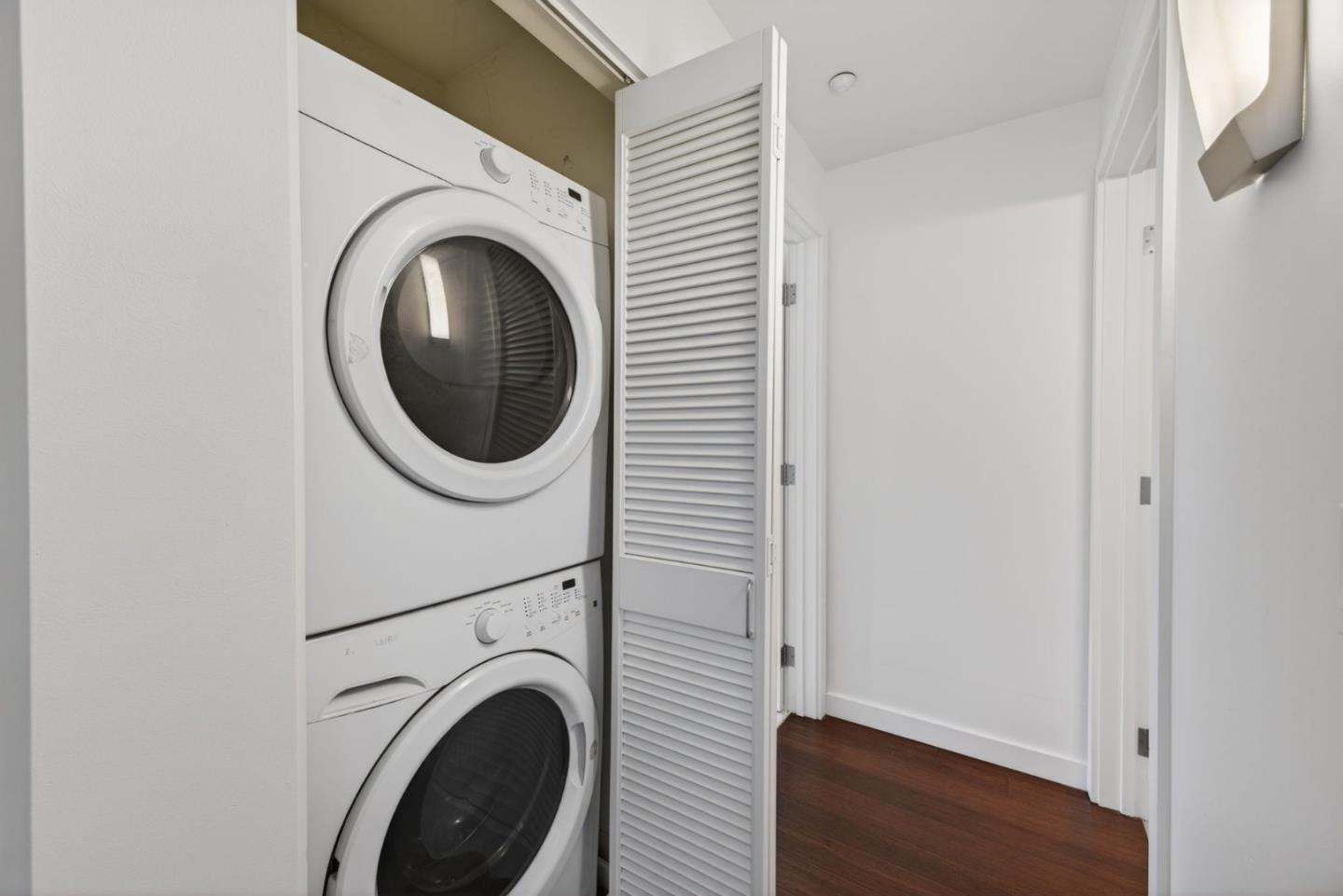 Detail Gallery Image 13 of 21 For 570 Innes Ave #204,  San Francisco,  CA 94124 - 2 Beds | 2 Baths