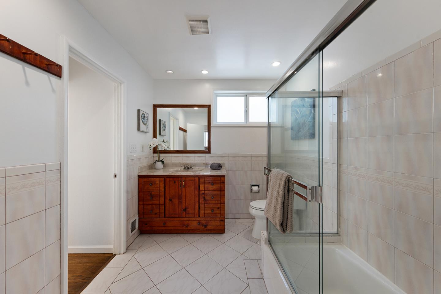 Detail Gallery Image 18 of 37 For 55 Westridge Ave, Daly City,  CA 94015 - 3 Beds | 2 Baths