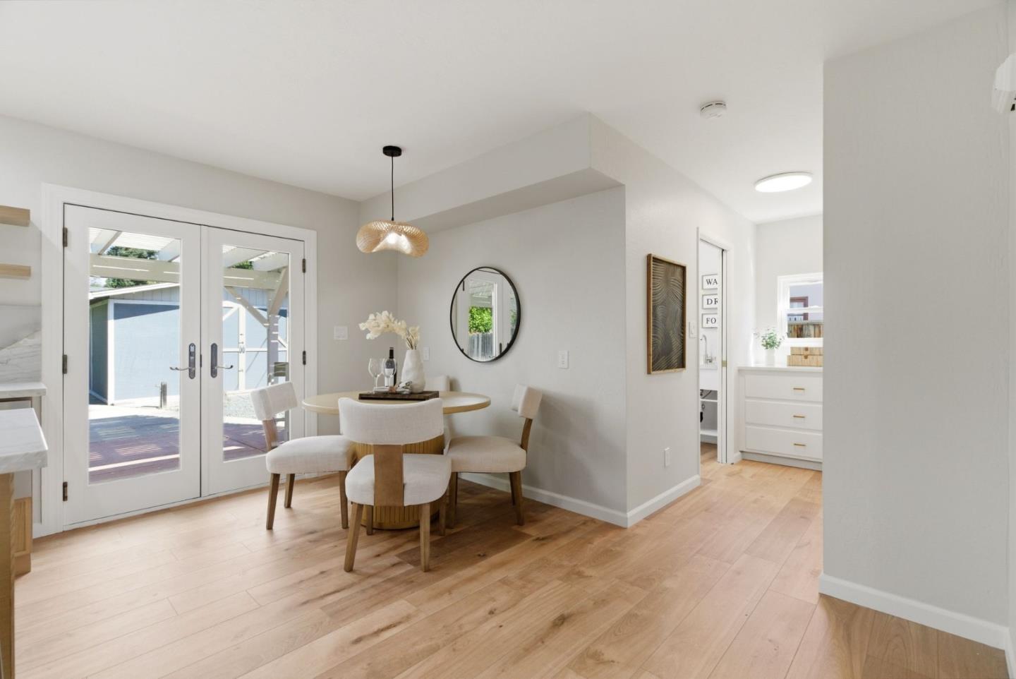 Detail Gallery Image 15 of 57 For 972 Emerald Way, San Jose,  CA 95117 - 3 Beds | 2 Baths