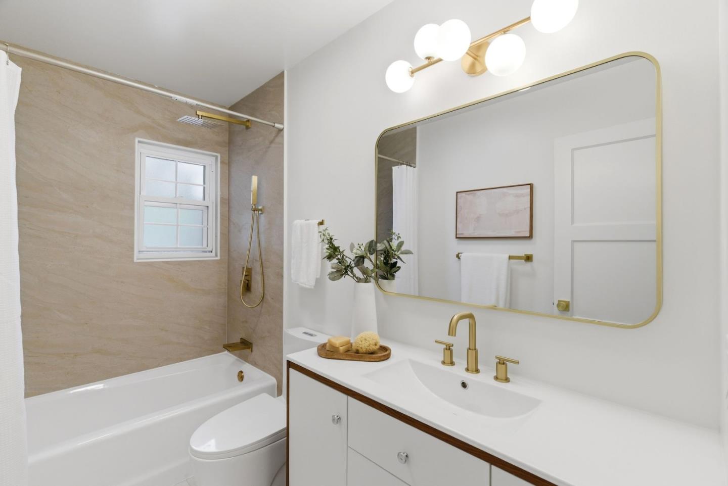 Detail Gallery Image 17 of 57 For 972 Emerald Way, San Jose,  CA 95117 - 3 Beds | 2 Baths