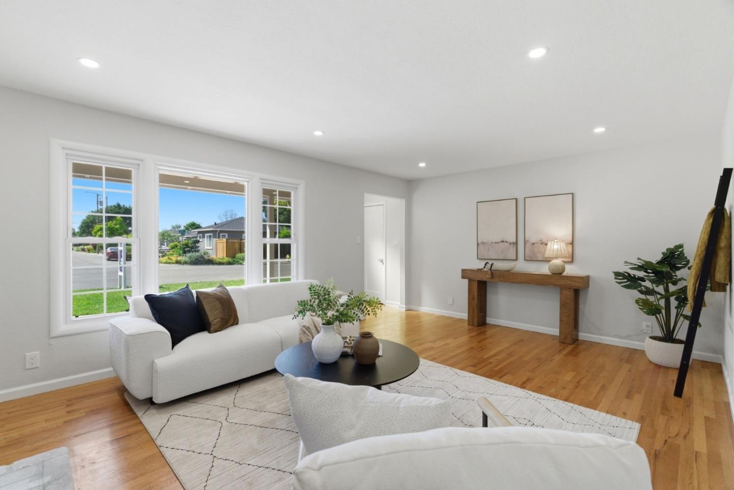 Detail Gallery Image 20 of 57 For 972 Emerald Way, San Jose,  CA 95117 - 3 Beds | 2 Baths