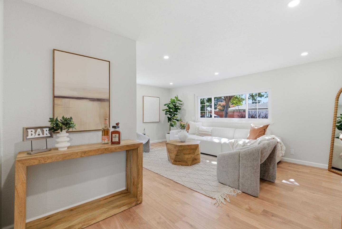 Detail Gallery Image 24 of 57 For 972 Emerald Way, San Jose,  CA 95117 - 3 Beds | 2 Baths