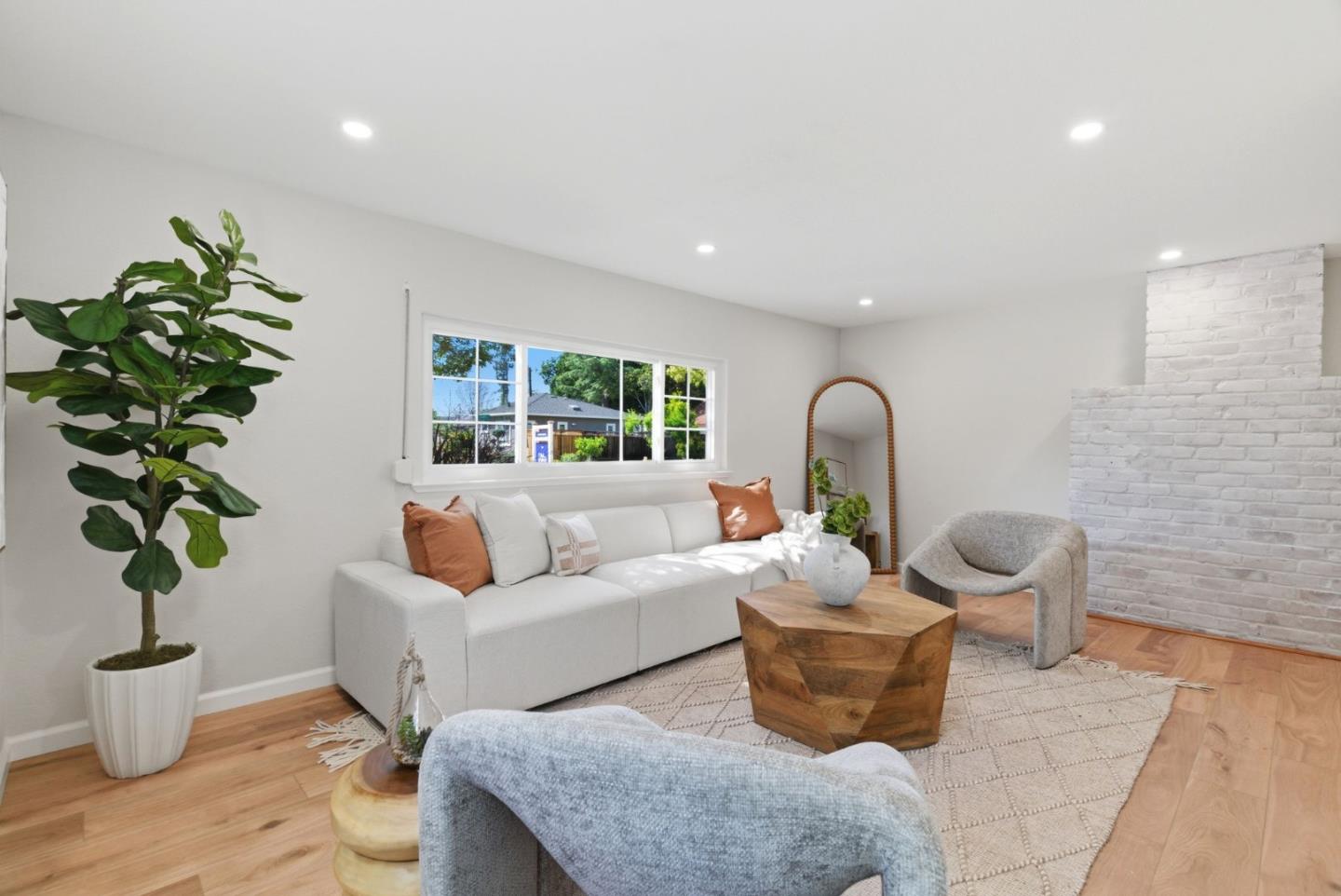 Detail Gallery Image 25 of 57 For 972 Emerald Way, San Jose,  CA 95117 - 3 Beds | 2 Baths