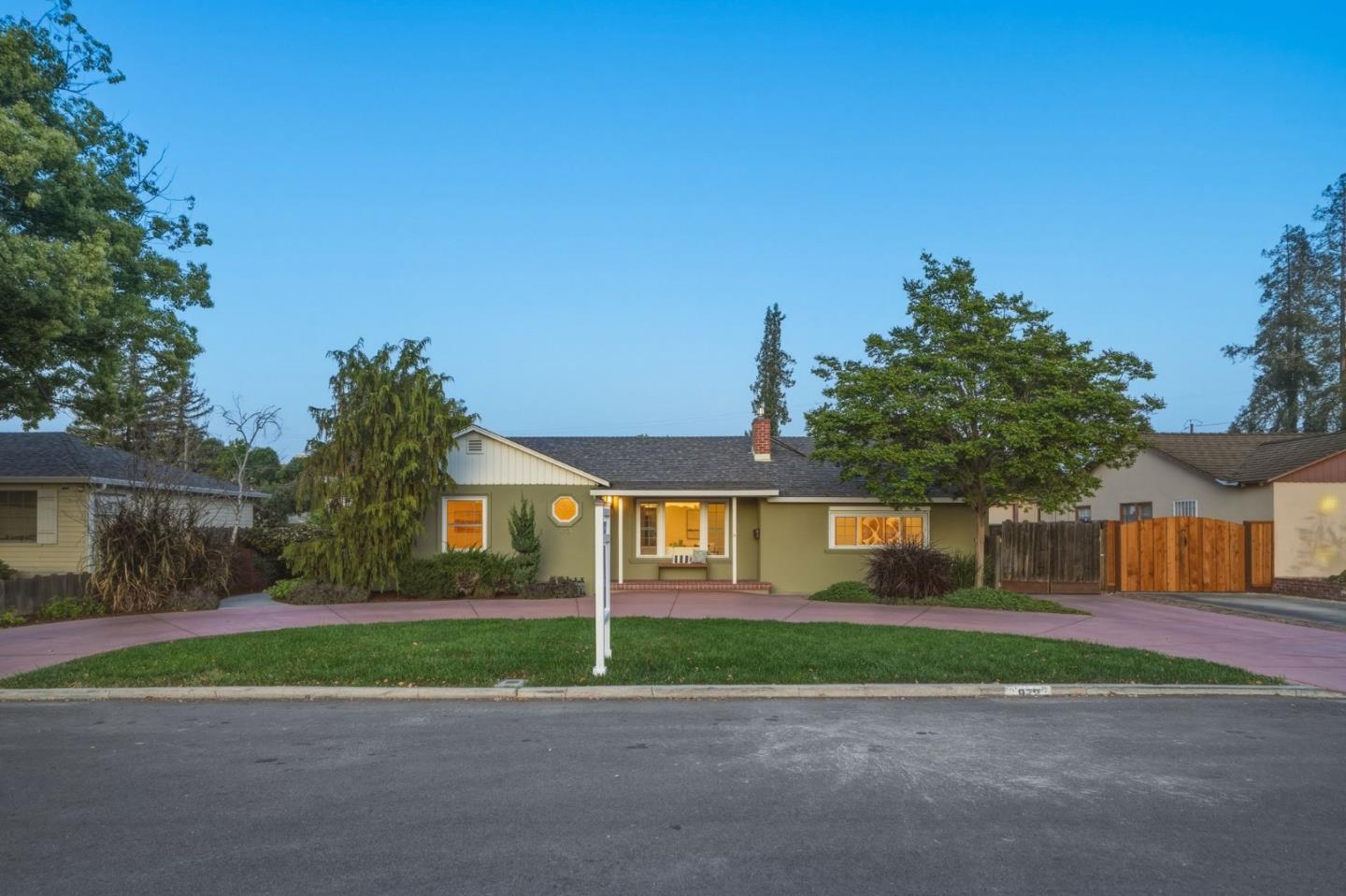 Detail Gallery Image 46 of 57 For 972 Emerald Way, San Jose,  CA 95117 - 3 Beds | 2 Baths