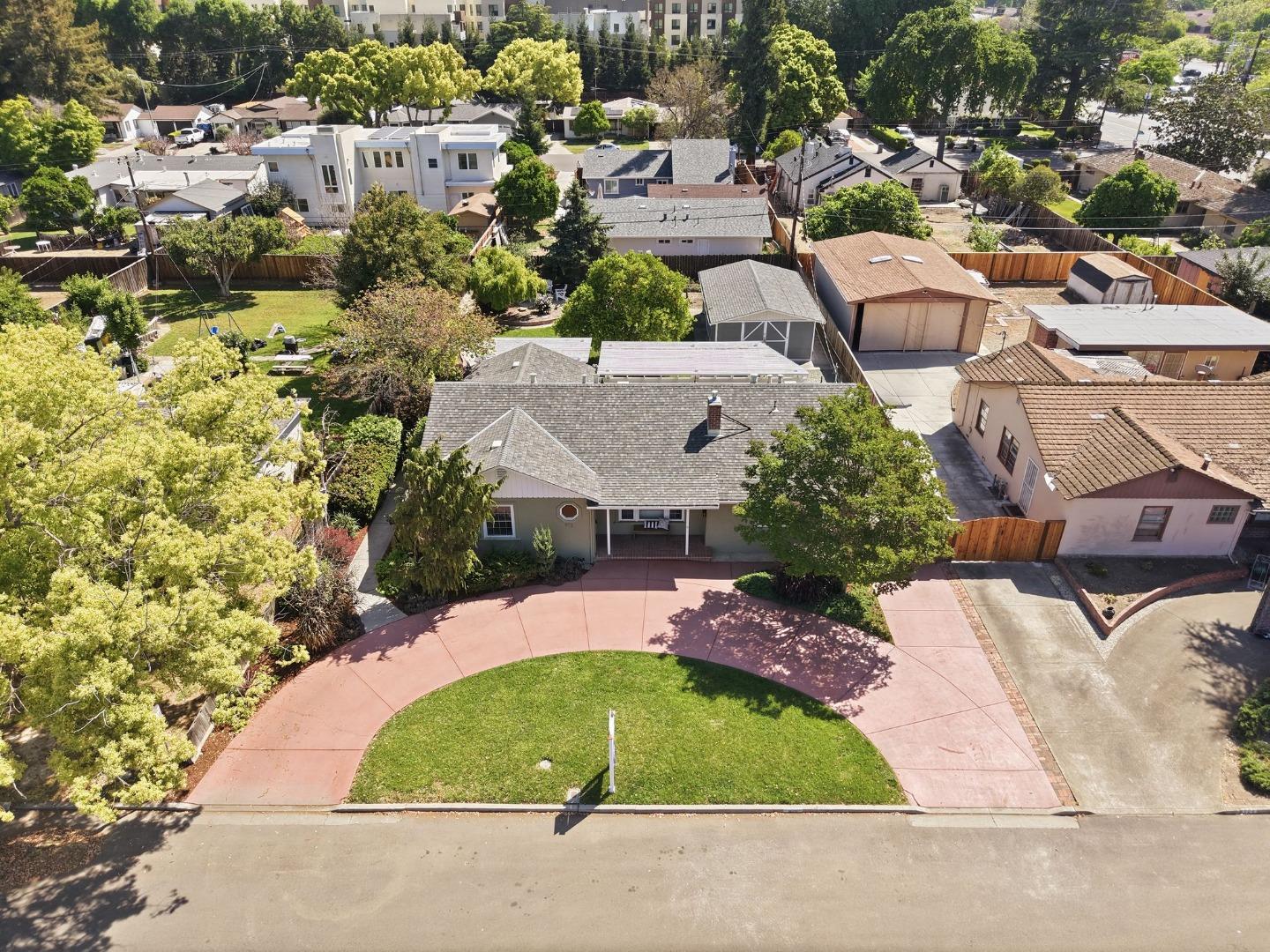 Detail Gallery Image 50 of 57 For 972 Emerald Way, San Jose,  CA 95117 - 3 Beds | 2 Baths