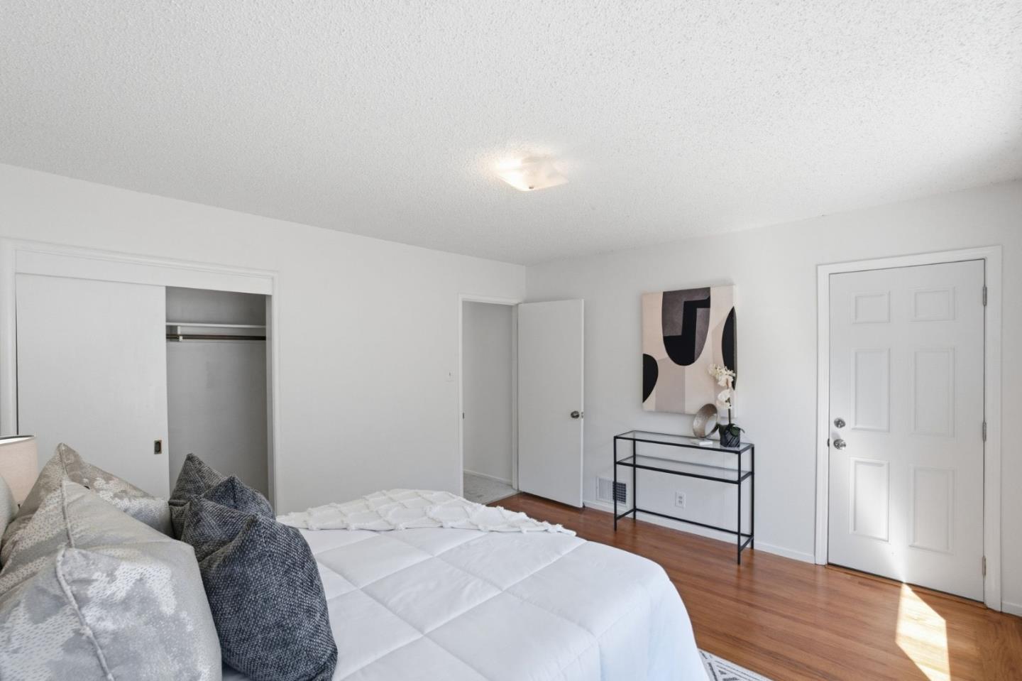 Detail Gallery Image 31 of 69 For 291 W 39th Ave, San Mateo,  CA 94403 - 4 Beds | 2/1 Baths