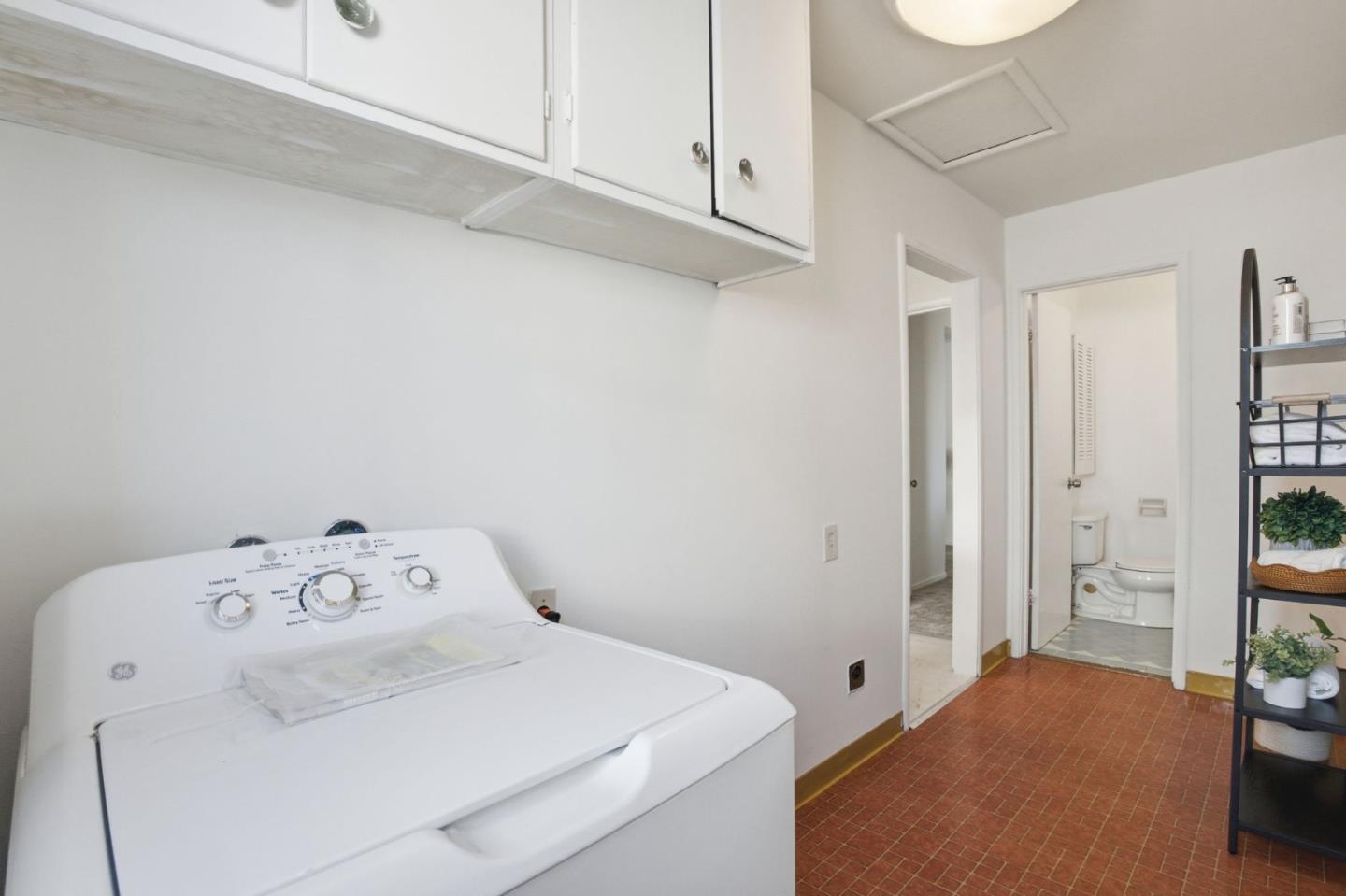 Detail Gallery Image 38 of 69 For 291 W 39th Ave, San Mateo,  CA 94403 - 4 Beds | 2/1 Baths