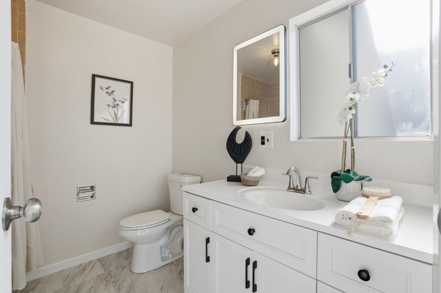 Detail Gallery Image 47 of 69 For 291 W 39th Ave, San Mateo,  CA 94403 - 4 Beds | 2/1 Baths