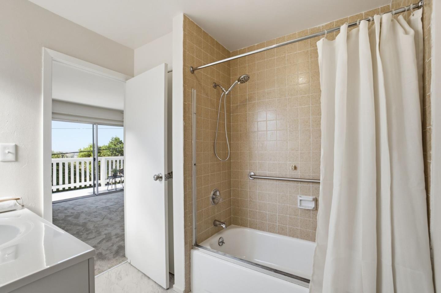 Detail Gallery Image 49 of 69 For 291 W 39th Ave, San Mateo,  CA 94403 - 4 Beds | 2/1 Baths
