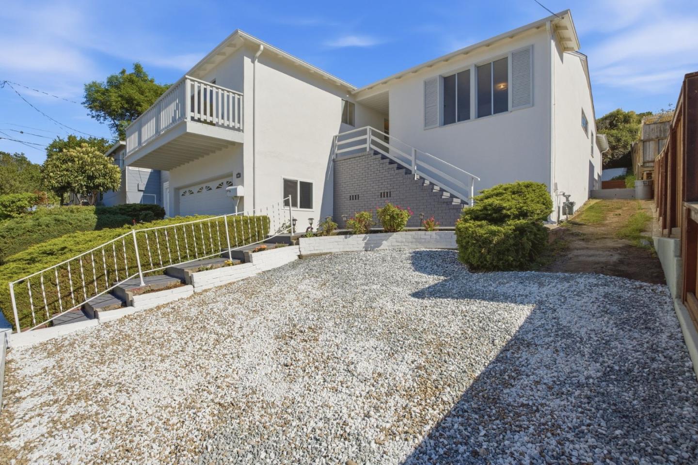 Detail Gallery Image 5 of 69 For 291 W 39th Ave, San Mateo,  CA 94403 - 4 Beds | 2/1 Baths