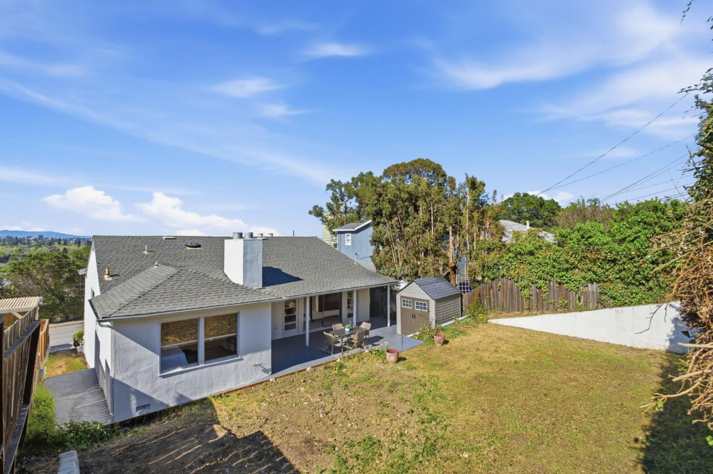 Detail Gallery Image 57 of 69 For 291 W 39th Ave, San Mateo,  CA 94403 - 4 Beds | 2/1 Baths