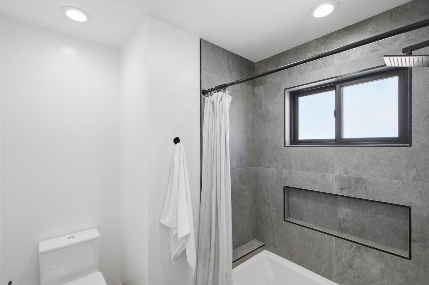 Detail Gallery Image 22 of 35 For 909 Sunnybrae Blvd, San Mateo,  CA 94402 - 4 Beds | 2 Baths