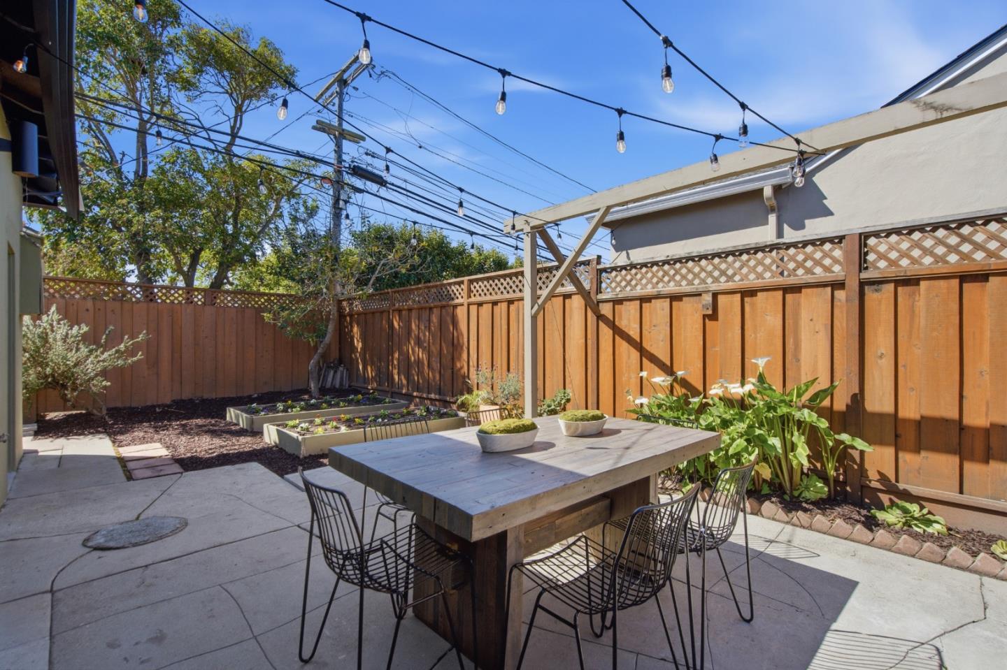 Detail Gallery Image 25 of 35 For 909 Sunnybrae Blvd, San Mateo,  CA 94402 - 4 Beds | 2 Baths