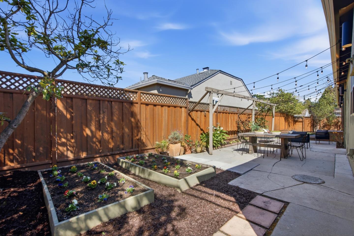 Detail Gallery Image 27 of 35 For 909 Sunnybrae Blvd, San Mateo,  CA 94402 - 4 Beds | 2 Baths