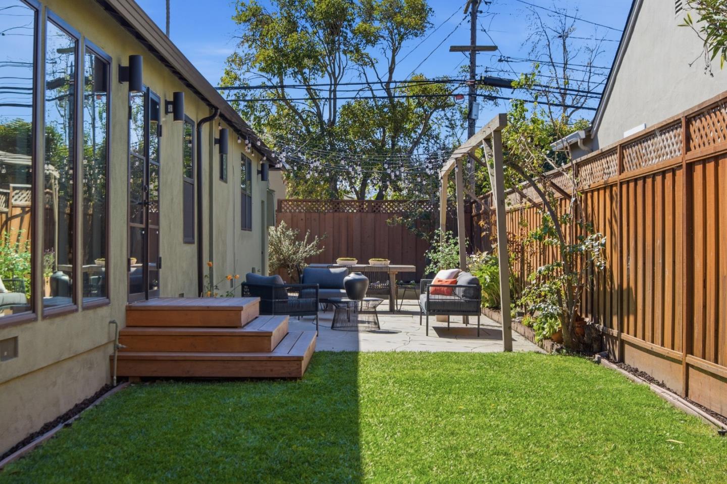 Detail Gallery Image 28 of 35 For 909 Sunnybrae Blvd, San Mateo,  CA 94402 - 4 Beds | 2 Baths