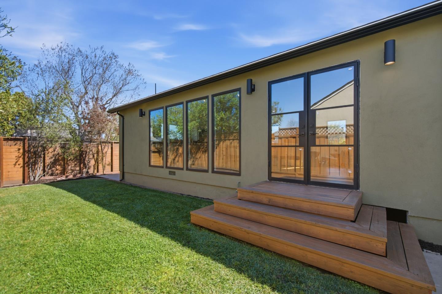 Detail Gallery Image 29 of 35 For 909 Sunnybrae Blvd, San Mateo,  CA 94402 - 4 Beds | 2 Baths