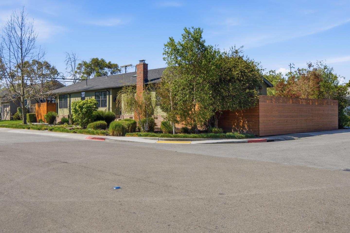 Detail Gallery Image 34 of 35 For 909 Sunnybrae Blvd, San Mateo,  CA 94402 - 4 Beds | 2 Baths