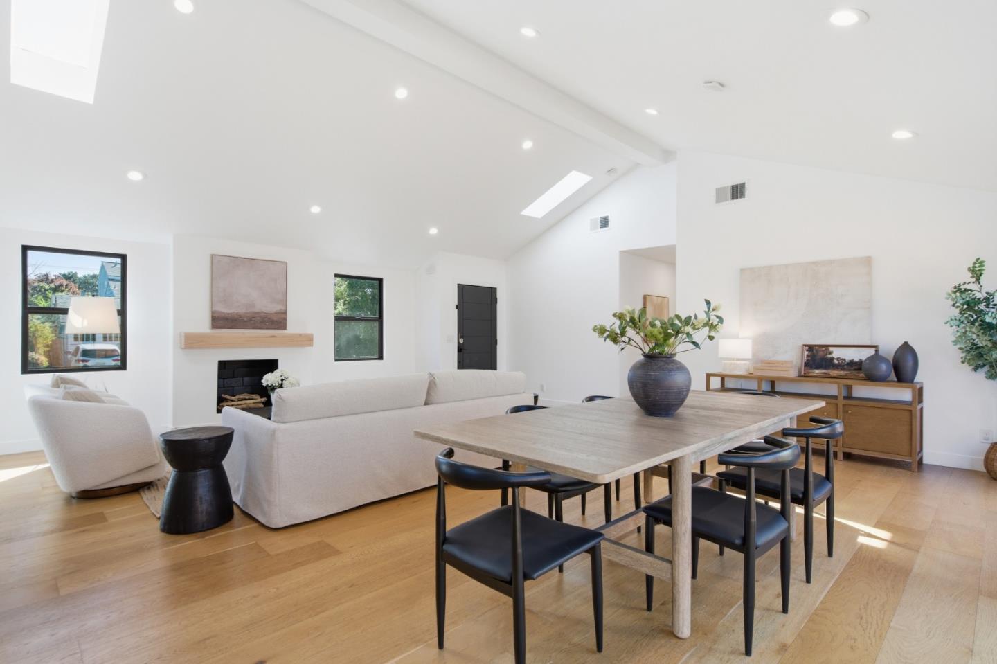 Detail Gallery Image 8 of 35 For 909 Sunnybrae Blvd, San Mateo,  CA 94402 - 4 Beds | 2 Baths