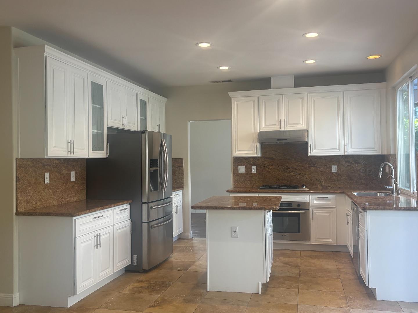 Detail Gallery Image 2 of 2 For 15 Centennial, San Ramon,  CA 94583 - 5 Beds | 3 Baths