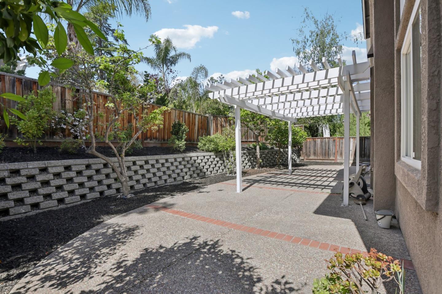 Detail Gallery Image 22 of 25 For 15 Centennial Way, San Ramon,  CA 94583 - 5 Beds | 3 Baths