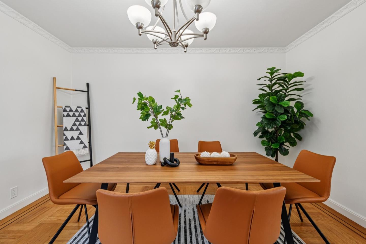 Detail Gallery Image 15 of 44 For 132 School St, Daly City,  CA 94014 - 3 Beds | 2 Baths