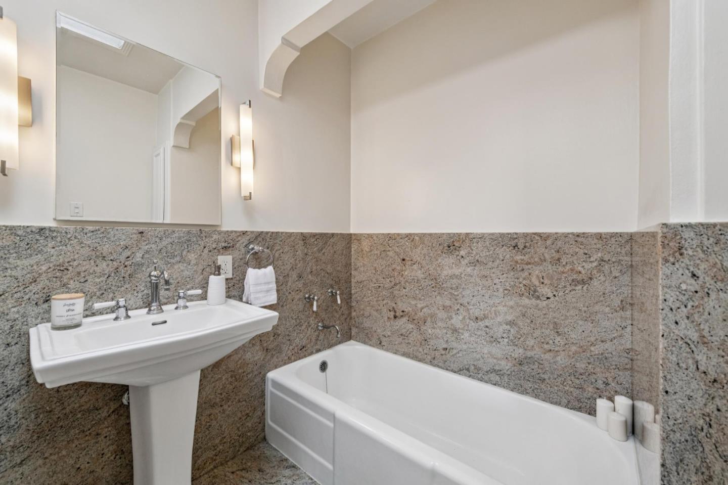 Detail Gallery Image 26 of 44 For 132 School St, Daly City,  CA 94014 - 3 Beds | 2 Baths