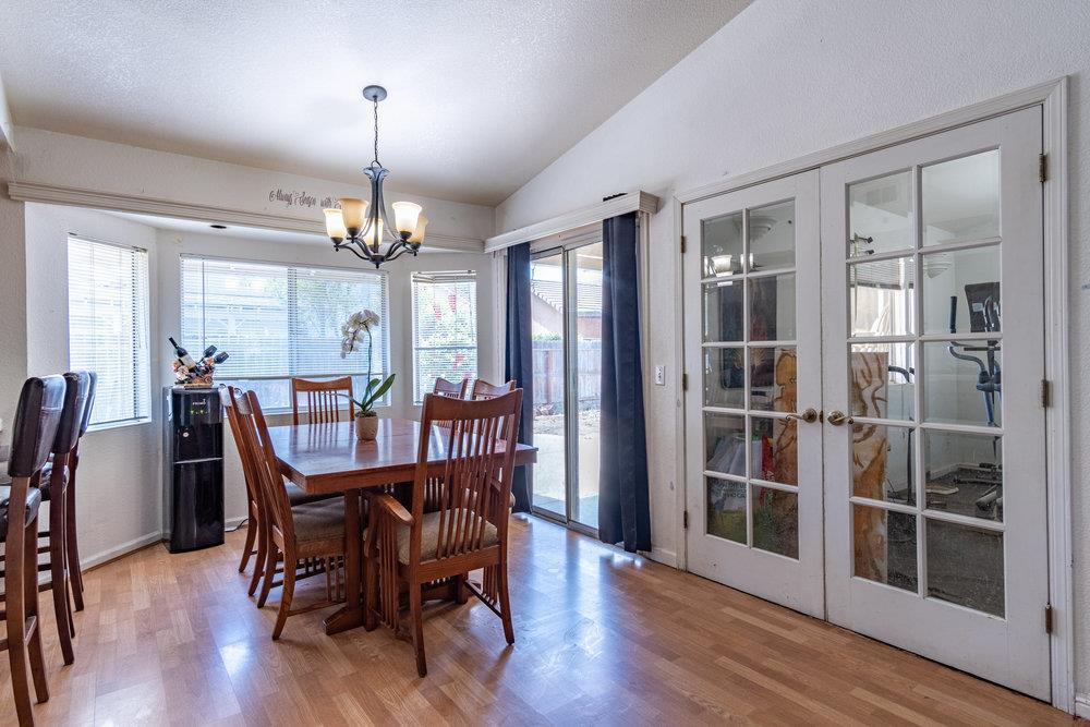 Detail Gallery Image 15 of 29 For 2135 Arroyo Ct, Los Banos,  CA 93635 - 4 Beds | 2 Baths